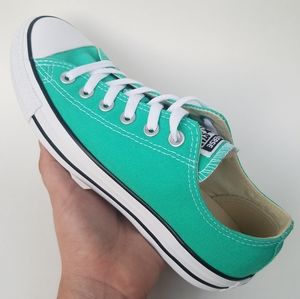 Converse All Star size 9WO'S 7MENS sneaker shoes